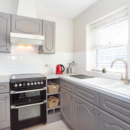 Courtyard Apartment 요크 외부 사진